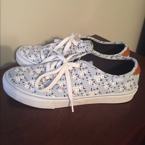 Floral Vans